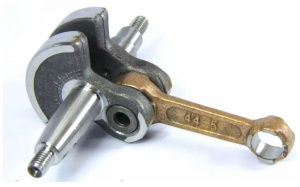 Коленвал  для китайской бензокосы 52 см3