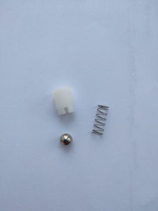 Шарик (7,11/7,12/7,13) (часть шарнира креп-я подвиж. мех.) (DH-15-60)  с пружиной и регул болт Шарик (7,11/7,12/7,13) (часть шарнира креп-я подвиж. мех.) (DH-15-60)  с пружиной и регул болт