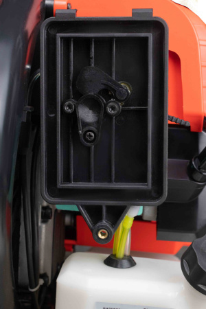 Воздуходувка ранцевая бензиновая VERTON BW80 (V двигателя 75,6см3,мощность 3,1кВт/4,1л.с,скор. возд.105м/сек,произв. в воздух. реж.1500м3/ч,Vбак 2л.,уровень шума 110дБ)