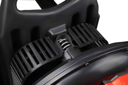 Воздуходувка ранцевая бензиновая VERTON BW80 (V двигателя 75,6см3,мощность 3,1кВт/4,1л.с,скор. возд.105м/сек,произв. в воздух. реж.1500м3/ч,Vбак 2л.,уровень шума 110дБ)