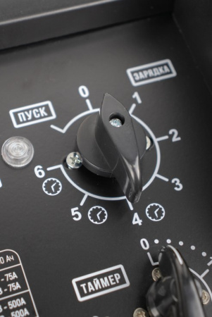 Пуско-зарядное устройство VERTON Energy SC-500 (напр.сети 230/50 В/Гц,напр. АКБ 12/24В,емкость зар. АКБ (мин/макс)20-800 Ач,ток зар/зап. 75A/500А,WET,12В потр.мощн.3,0/6,0кВт,6 реж. зар,IP20)