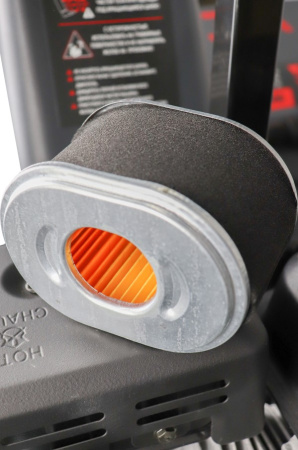 Снегоуборочная машина бенз.Verton Ice SB-761M (5,0кВт/7л.с,V 212 см3, безвозд. низкопроф. колеса 13x4.10-9,5, шир/выс61/54см,,кол-во передач:6 вперед/2 назад, диам шнека 30см')