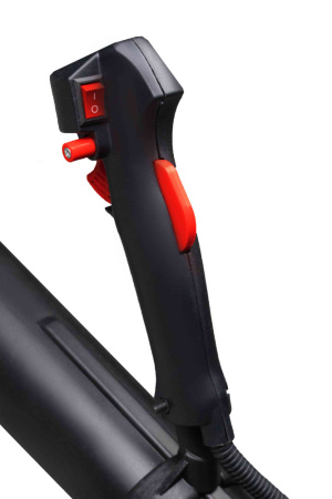 Воздуходувка ранцевая бензиновая VERTON BW80 (V двигателя 75,6см3,мощность 3,1кВт/4,1л.с,скор. возд.105м/сек,произв. в воздух. реж.1500м3/ч,Vбак 2л.,уровень шума 110дБ)