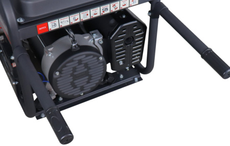 Генератор бензиновый VERTON POWER GG11000ES/ATS(9,5/10,5 кВт 230/50, 21л.с., 550 см3, выносной блок ATS (авт. запуск в случае падения напряжения в основной сети или прекращения подачи электр-ии),Цифр. дисплей (вольтметр, частота, моточасы),хром