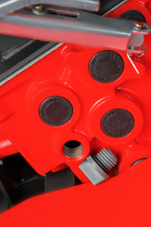Мотоблок бенз. VERTON GT800W-3 (макс.мощн. 7л.с.чугунный редуктор,V раб. 212см3,передач. 3/1,регулятор руля все стороны,колеса Extreme 19*7,00-8,тип. запуска ручн., кол-во фрез-24, вал фрез-S23, прив. доп. оборуд.-ремен., сцепление-ремен. передача)