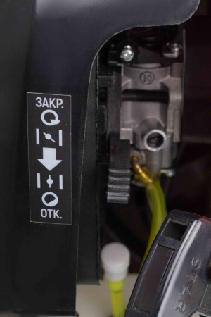 Воздуходувка ранцевая бензиновая VERTON BW80 (V двигателя 75,6см3,мощность 3,1кВт/4,1л.с,скор. возд.105м/сек,произв. в воздух. реж.1500м3/ч,Vбак 2л.,уровень шума 110дБ)