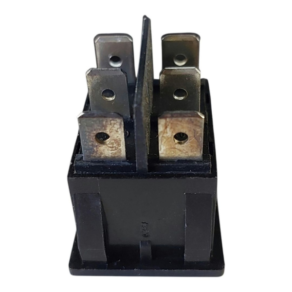 Переключатель VERTON 12/24 широкий белый ЗУ-30 (KCD-30А)