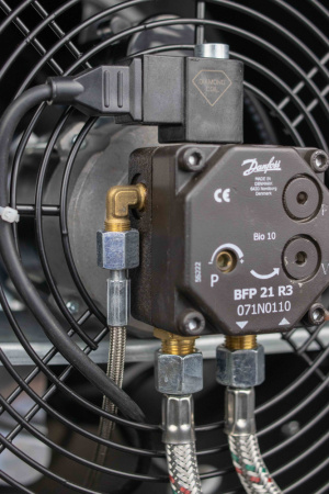 Дизельная тепловая пушка Verton Air DH-120 (120кВт,4100м3/ч.,9,6л/ч,прям.нагрев,дисплей,манометр,дизель/керосин 131х57х69см, d 34см)