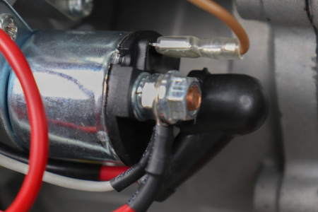 Генератор бензиновый VERTON POWER GG11000ES/ATS(9,5/10,5 кВт 230/50, 21л.с., 550 см3, выносной блок ATS (авт. запуск в случае падения напряжения в основной сети или прекращения подачи электр-ии),Цифр. дисплей (вольтметр, частота, моточасы),хром