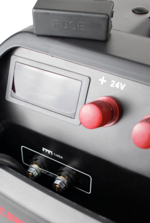 Пуско-зарядное устройство VERTON Energy SC-120 (напр.сети 230/50 В/Гц,напр.АКБ 12/24В,емкость зар. АКБ (мин/макс) 20-400 Ач,макс.ток зар./зап. 40А/120А,WET, 12В потр.мощн. 1,08/2,16кВт,3 реж, зар,IP20)